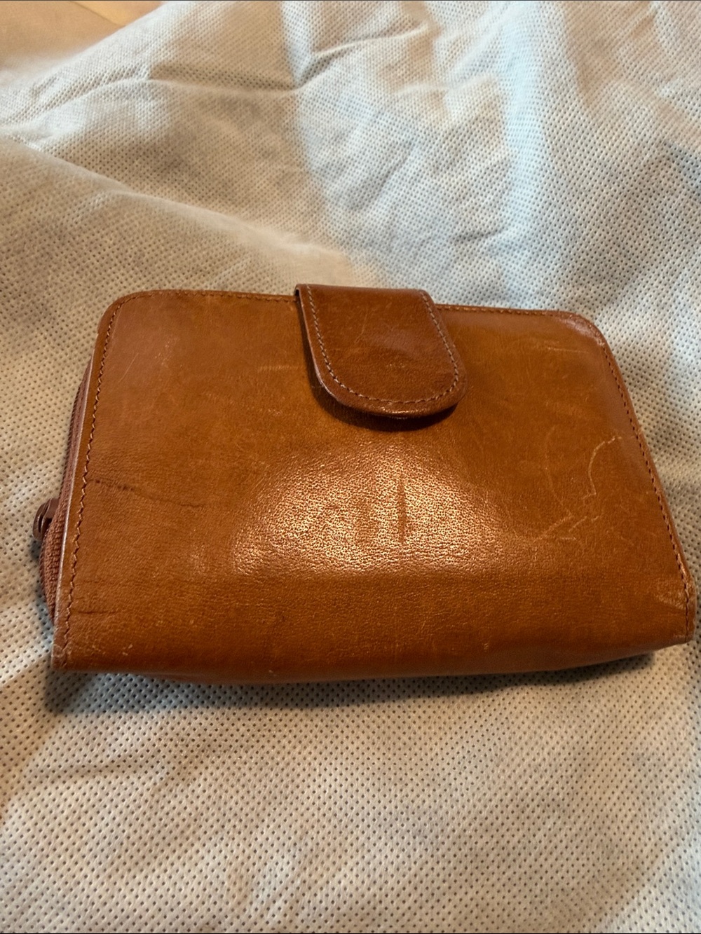G.H. Bass & Co. Cognac Leather Snap Wallet